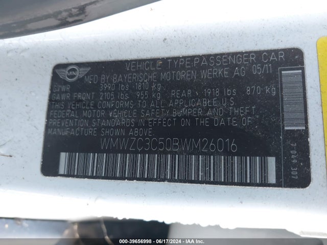 2011 MINI COOPER S COUNTRYMAN WMWZC3C50BWM26016 Photo 8