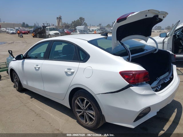 KIA Forte Lxs 2023 3KPF24AD7PE578370 Image 3