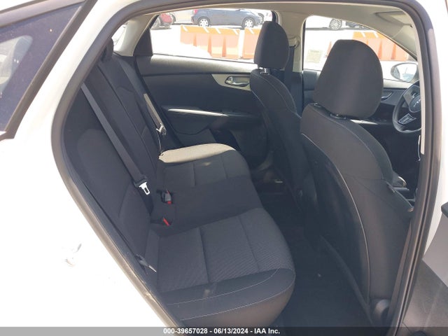 KIA Forte Lxs 2023 3KPF24AD7PE578370 Image 8