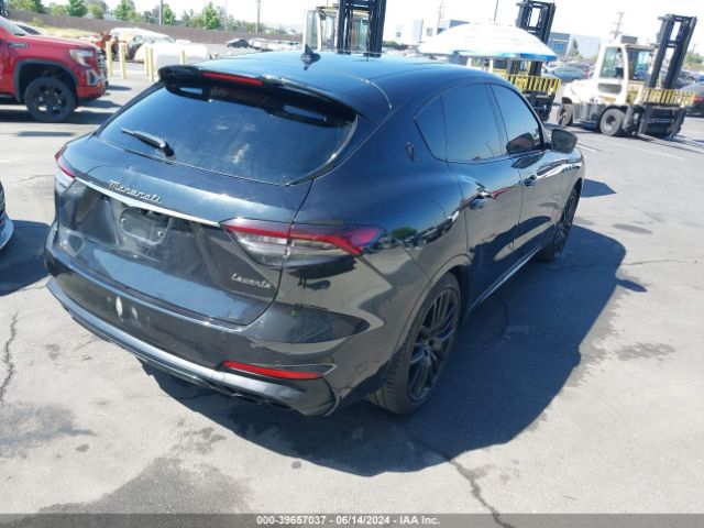ZN661YUM5NX406825 Maserati Levante Modena