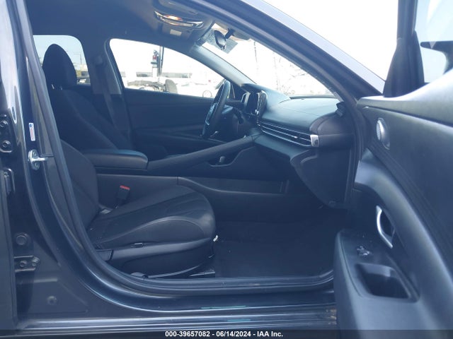 Hyundai ELANTRA SEL 2022 5NPLM4AG2NH066239 Image 5