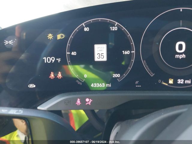 WP0AB2Y13LSA50653 Porsche TAYCAN 4S