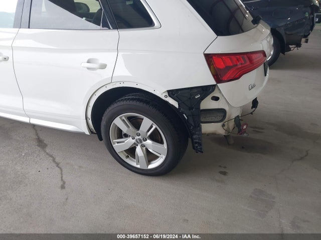WA1BNAFY6J2002963 Audi Q5 2.0t Premium/2.0t Tech Premium