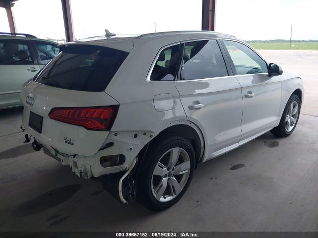WA1BNAFY6J2002963 Audi Q5 2.0t Premium/2.0t Tech Premium