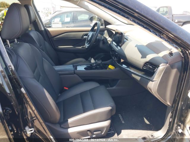 JN8BT3CA1PW004379 Nissan Rogue Sl Fwd