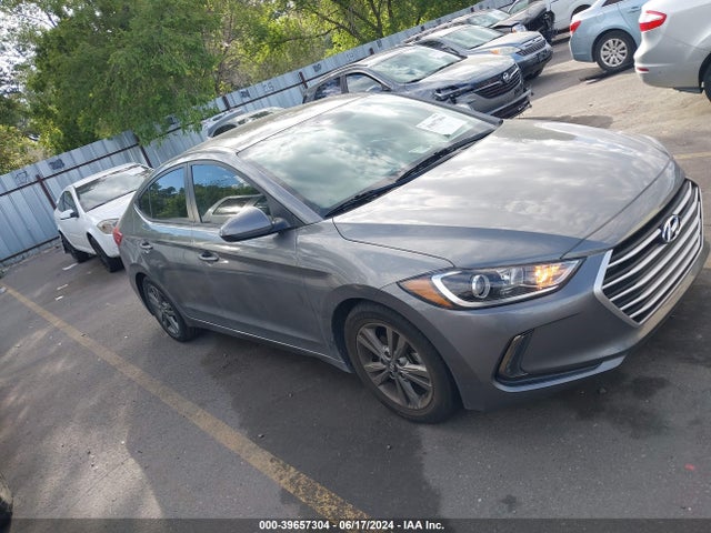 2018 5NPD84LF0JH326788 main image