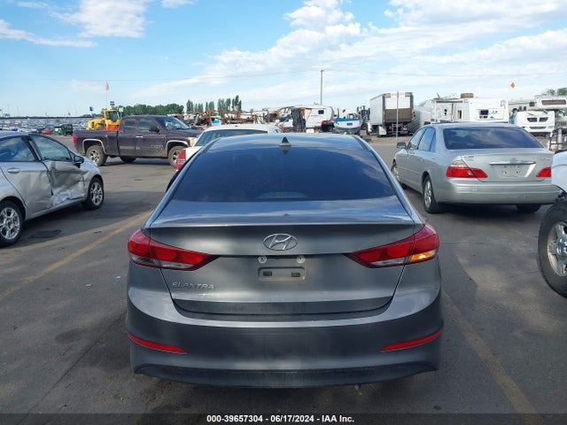 Hyundai Elantra Value Edition 2018 5NPD84LF0JH326788 Image 16