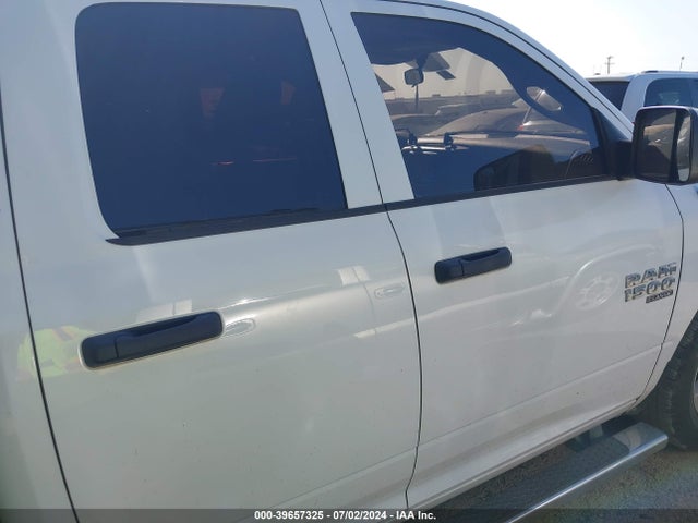 1C6RR6FG7KS643643 RAM 1500 Classic Tradesman Quad Cab 4x2 6'4 Box