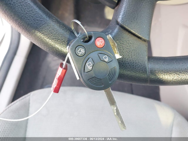 Ford FOCUS SE 2014 1FADP3F23EL263831 Image 11