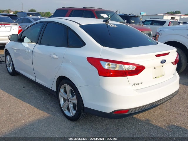 Ford FOCUS SE 2014 1FADP3F23EL263831 Image 3