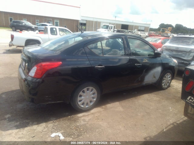 Nissan Versa 1.6 S 2018 3N1CN7AP5JL825820 Image 14