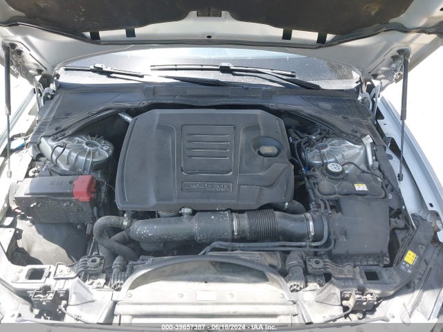 2018 JAGUAR XF SAJBD4FX0JCY56473 Photo 9