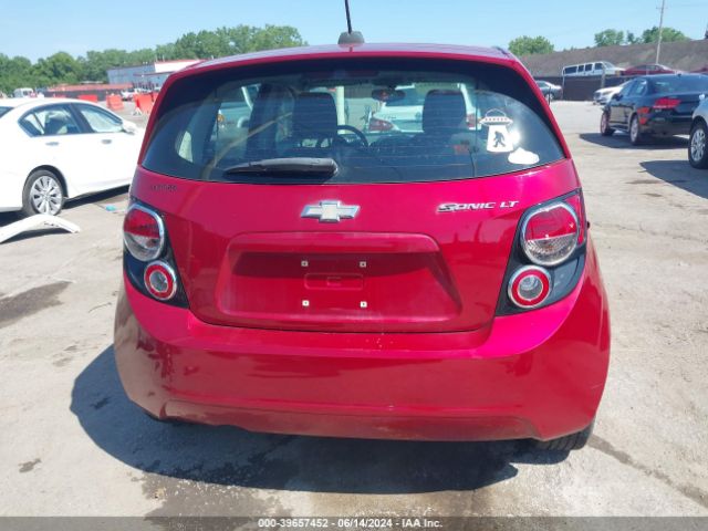 1G1JC6SH0F4220394 Chevrolet Sonic Lt Auto