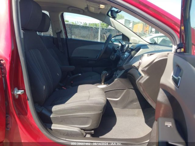 1G1JC6SH0F4220394 Chevrolet Sonic Lt Auto