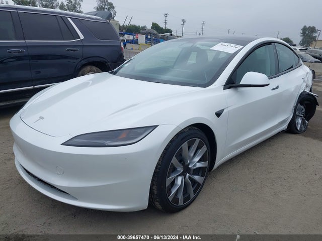 Tesla Model 3 Rear-wheel Drive 2024 5YJ3E1EA3RF773680 Image 2