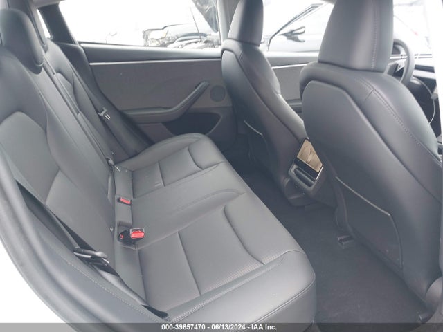 Tesla Model 3 Rear-wheel Drive 2024 5YJ3E1EA3RF773680 Image 8