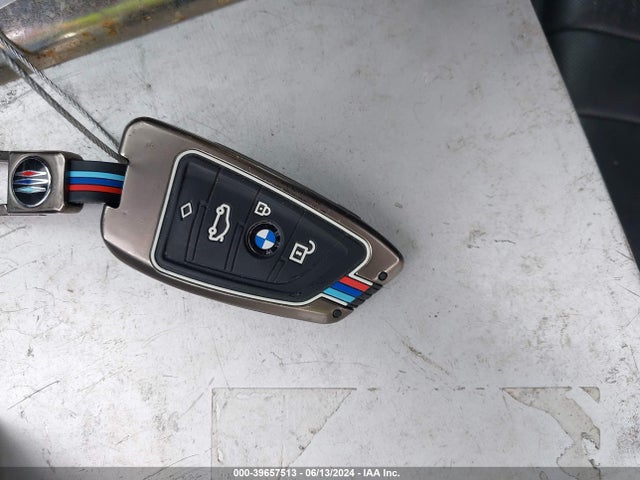 WBS83CH05PCN67273 BMW M5