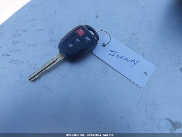 Toyota COROLLA SE 2017 5YFBURHE0HP707778 Image 11