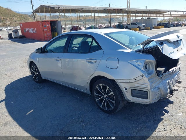 Toyota COROLLA SE 2017 5YFBURHE0HP707778 Image 3