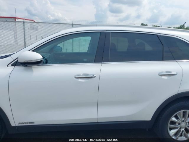 5XYPGDA54HG209050 KIA Sorento 3.3l Lx
