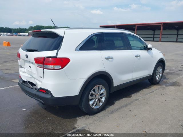 5XYPGDA54HG209050 KIA Sorento 3.3l Lx