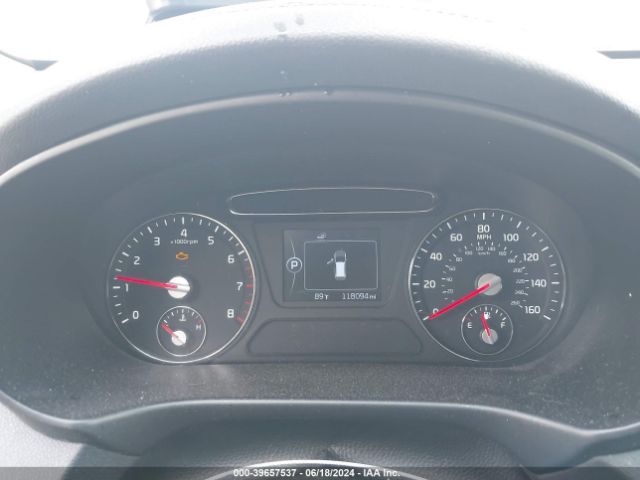 5XYPGDA54HG209050 KIA Sorento 3.3l Lx