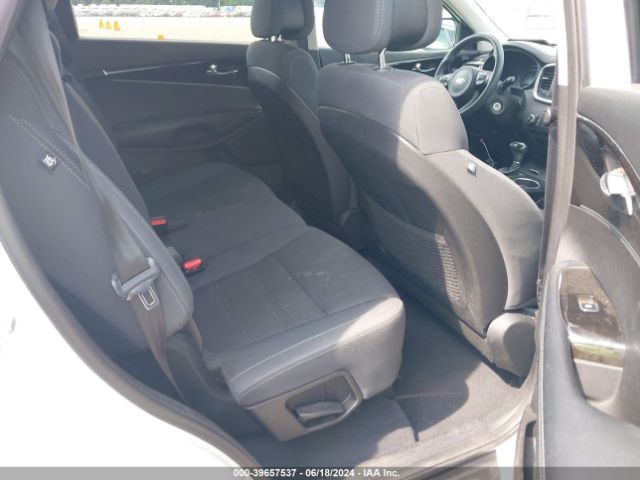 5XYPGDA54HG209050 KIA Sorento 3.3l Lx