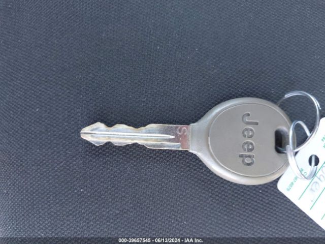 1C4BJWDGXGL311458 Jeep Wrangler Unlimited Sport