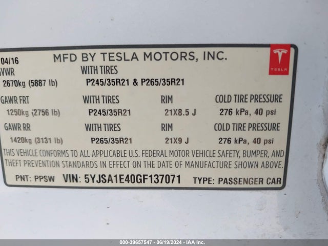 2016 TESLA MODEL S 5YJSA1E40GF137071 Photo 8