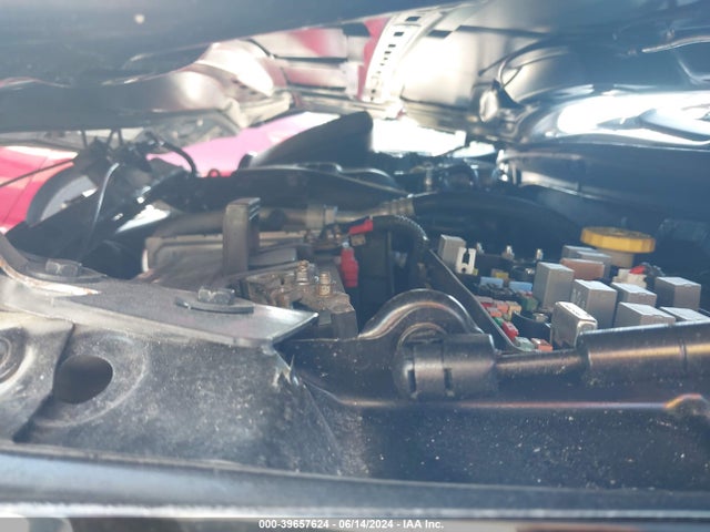 1C3CCCBG6FN573033 Chrysler 200 S