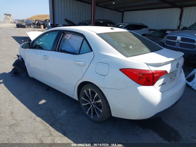 Toyota Corolla Xse 2018 2T1BURHE9JC059685 Image 3