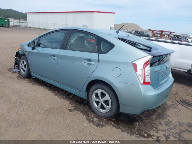 Toyota Prius Two 2015 JTDKN3DU4F1908897 Image 3