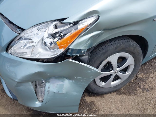 Toyota Prius Two 2015 JTDKN3DU4F1908897 Image 6