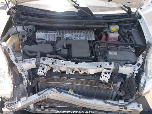 JTDKN3DU5F0426784 Toyota Prius Persona Series Special Edition