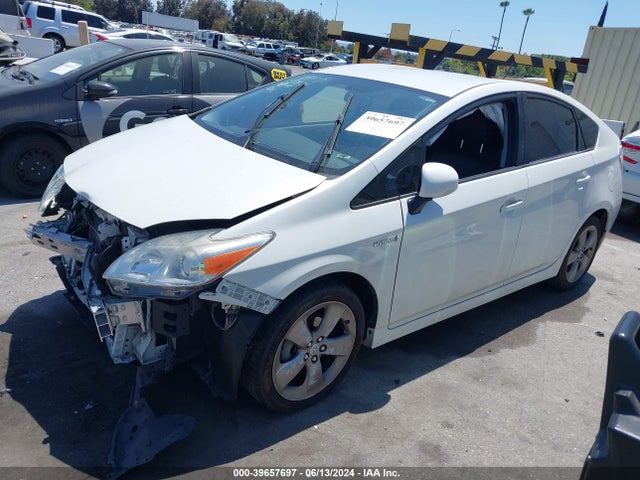 JTDKN3DU5F0426784 Toyota Prius Persona Series Special Edition