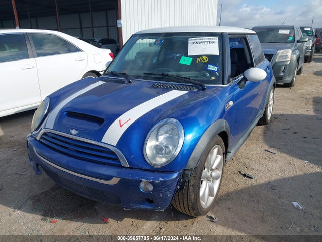 2006 MINI COOPER S WMWRE33566TL20557 Photo 1
