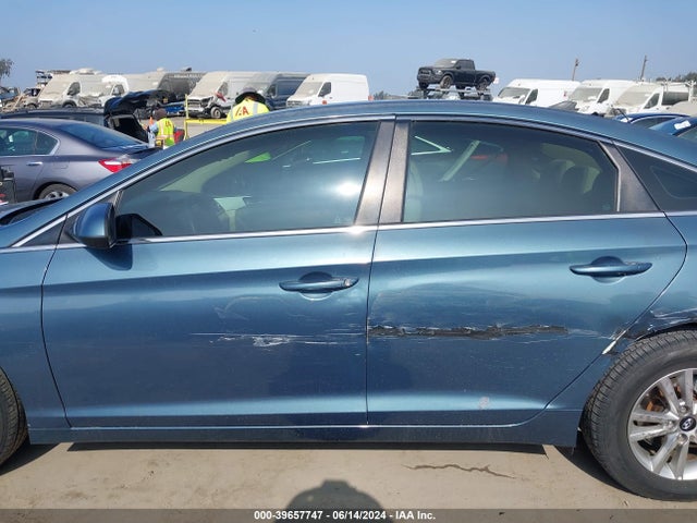 Hyundai SONATA SE 2016 5NPE24AF6GH315988 Image 14