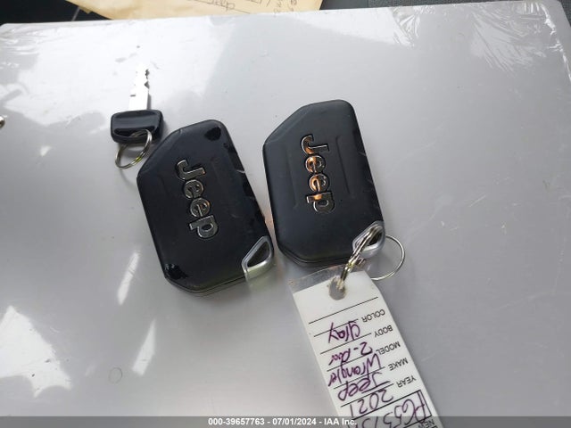 1C4HJXAG3MW655731 Jeep Wrangler Sport S 4x4