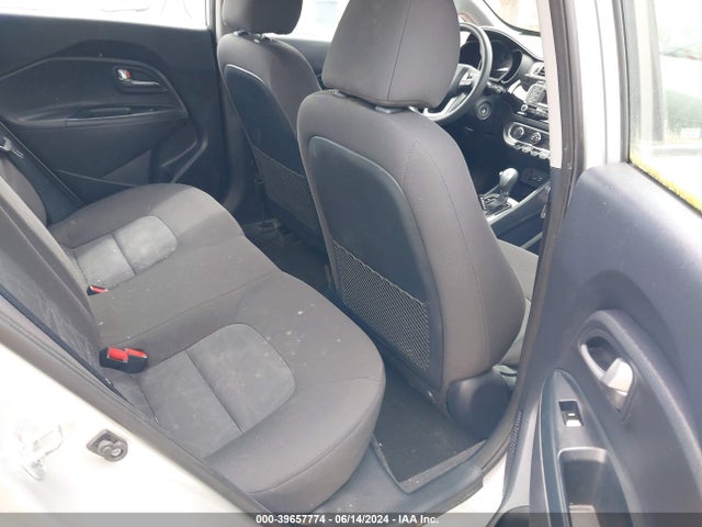 KIA RIO LX 2016 KNADM4A38G6695631 Image 8