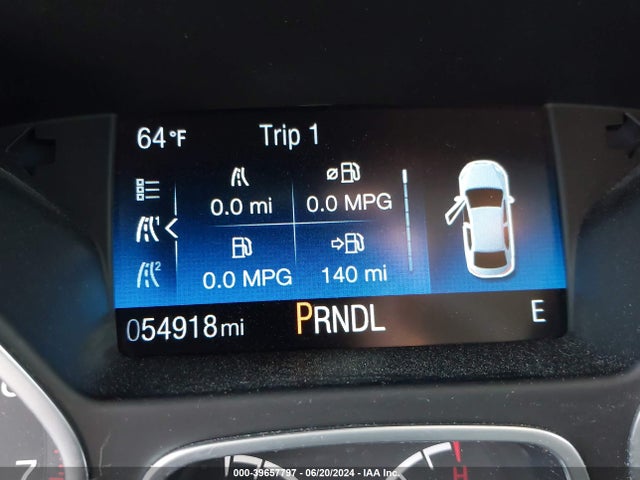 Ford FOCUS SE 2018 1FADP3F26JL272453 Image 16