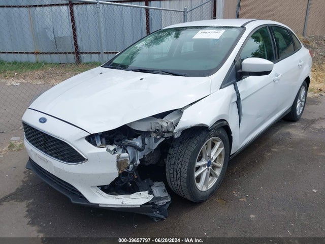 Ford FOCUS SE 2018 1FADP3F26JL272453 Image 2