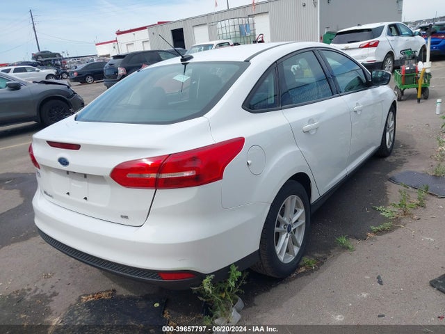 Ford FOCUS SE 2018 1FADP3F26JL272453 Image 4