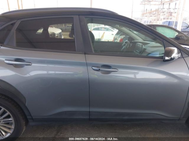 KM8K22AA2JU133676 Hyundai Kona Sel