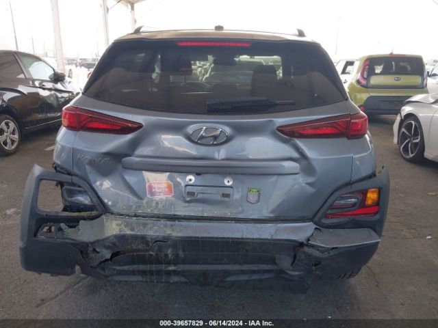 KM8K22AA2JU133676 Hyundai Kona Sel