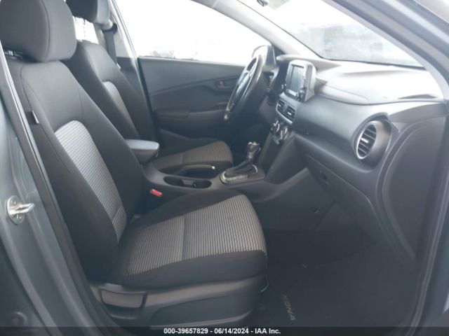 KM8K22AA2JU133676 Hyundai Kona Sel