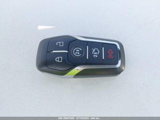 1FM5K8GT4HGD28017 Ford EXPLORER SPORT
