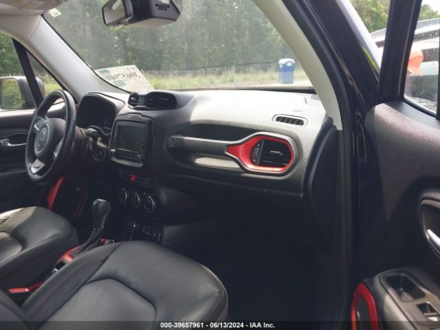 ZACCJBCB0HPG08819 Jeep Renegade Trailhawk 4x4