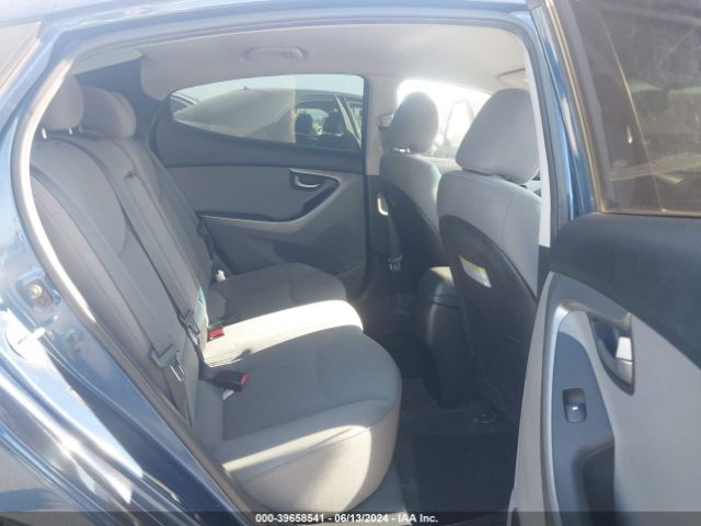 5NPDH4AE1GH702711 Hyundai ELANTRA SE