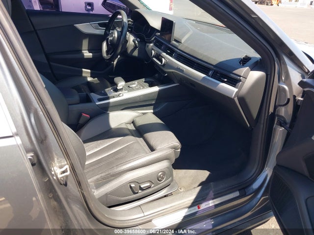 WAUENAF4XHN017231 Audi A4 2.0t Premium