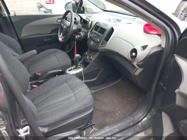 Chevrolet Sonic Lt Auto 2014 1G1JC6SH1E4220239 Image 5
